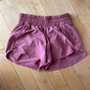 Lululemon rose short